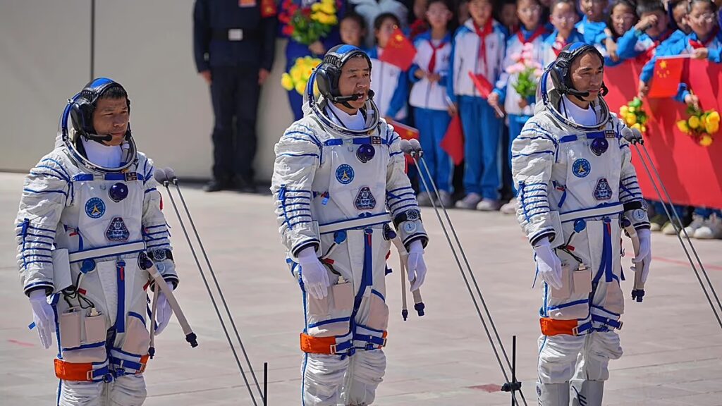 China’s Stranded Astronauts Begin Return Journey on Replacement Spacecraft