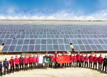 Zonergy donates 530 portable solar systems for flood-hit people in Sindh