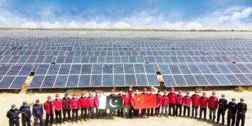 Zonergy donates 530 portable solar systems for flood-hit people in Sindh