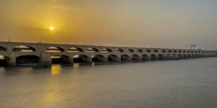 Sukkur Barrage Restoration and Upgrade to be Executed by CRBC-HBSZ