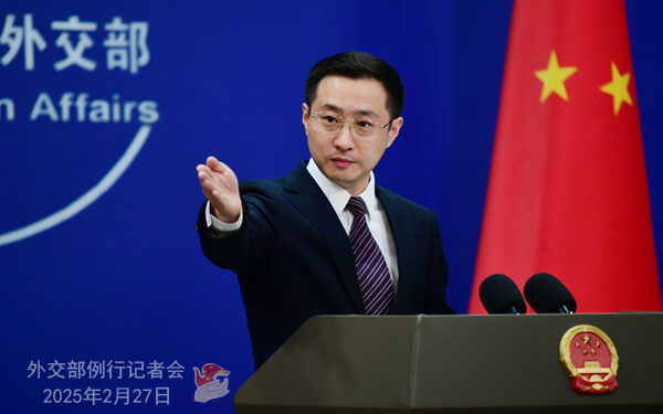 U.S. arbitrary seizure of foreign vessels serious violation of international law: Chinese FM