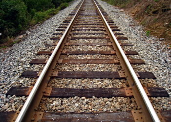 Govt plans to upgrade railway tracks under CPEC