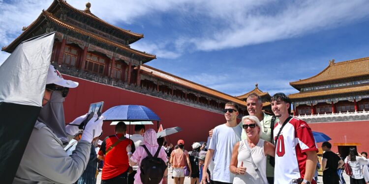 China’s optimized visa policies drive global travel surge