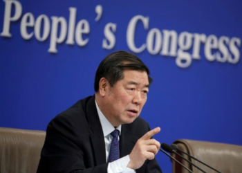 Chinese vice premier calls for deepened cooperation with IMF