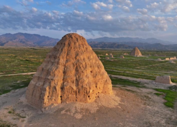A drone photo taken on July 10, 2025 shows a Xixia imperial tomb in Yinchuan, northwest China's Ningxia Hui Autonomous Region.
