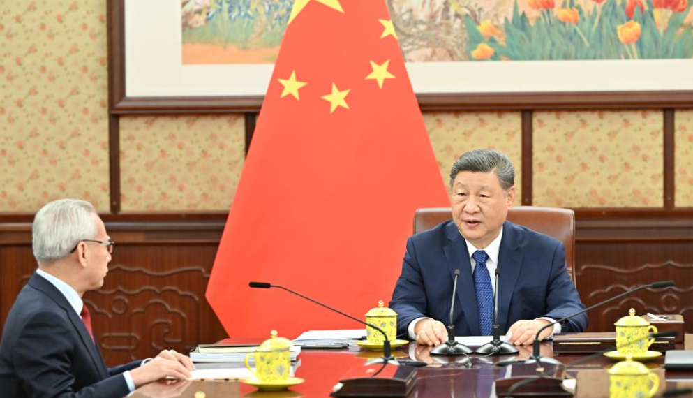 Xi hears report from Macao SAR chief executive