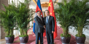 China to Send Humanitarian Aid to Cambodia for Border Displacements: FM