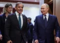 PM Shehbaz, President Putin Vow to Strengthen Pakistan-Russia Ties in Beijing