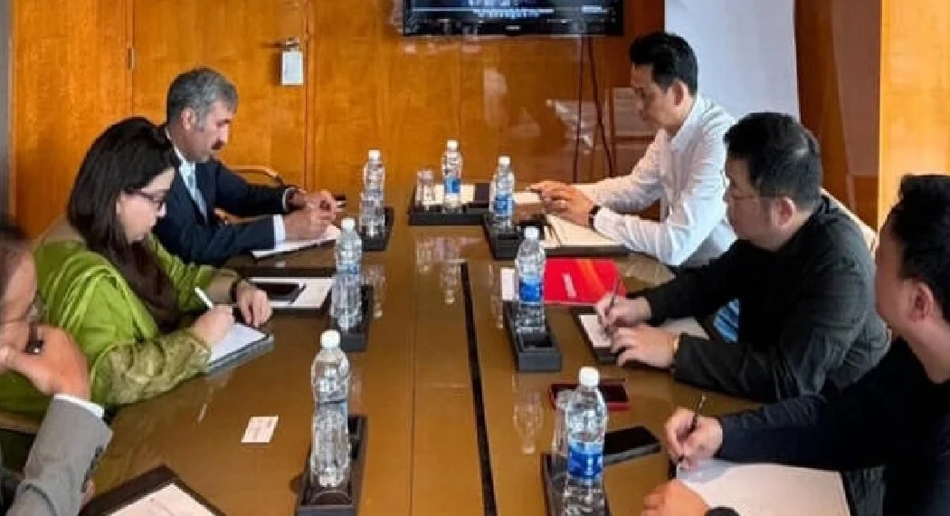 Chinese telecom giant Guodong Group eyes major investments in Pakistan