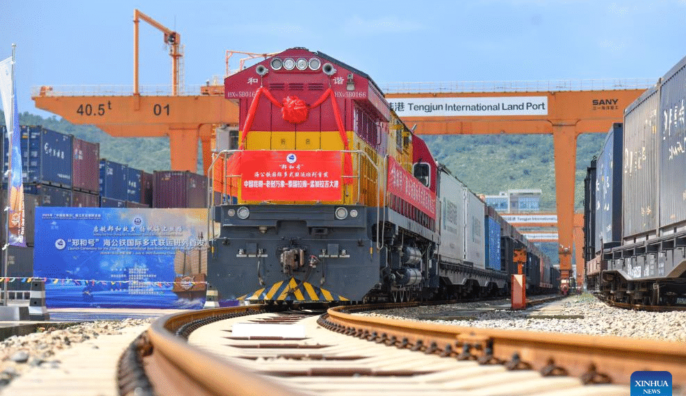 China Flags Off First ‘Zheng He’ Multimodal Train from Kunming to Laos, Thailand