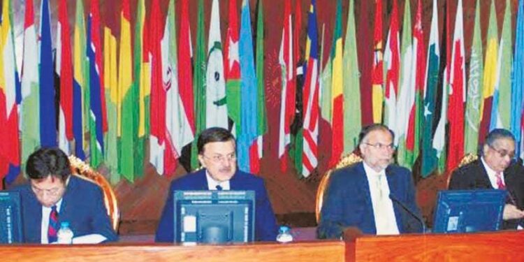 پاک چین اقتصادی راہداری کی تکمیل کے لئے ٹائم لائن کا اطلاق، فنناسنگ کی منصوبہ بندی اور حکمت علمی پر توجہ