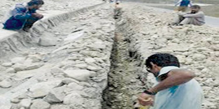 Work on CPEC optical fiber starts in Khunjerab