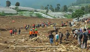 Indonesian rescuers recover 70 bodies from landslides in West Java