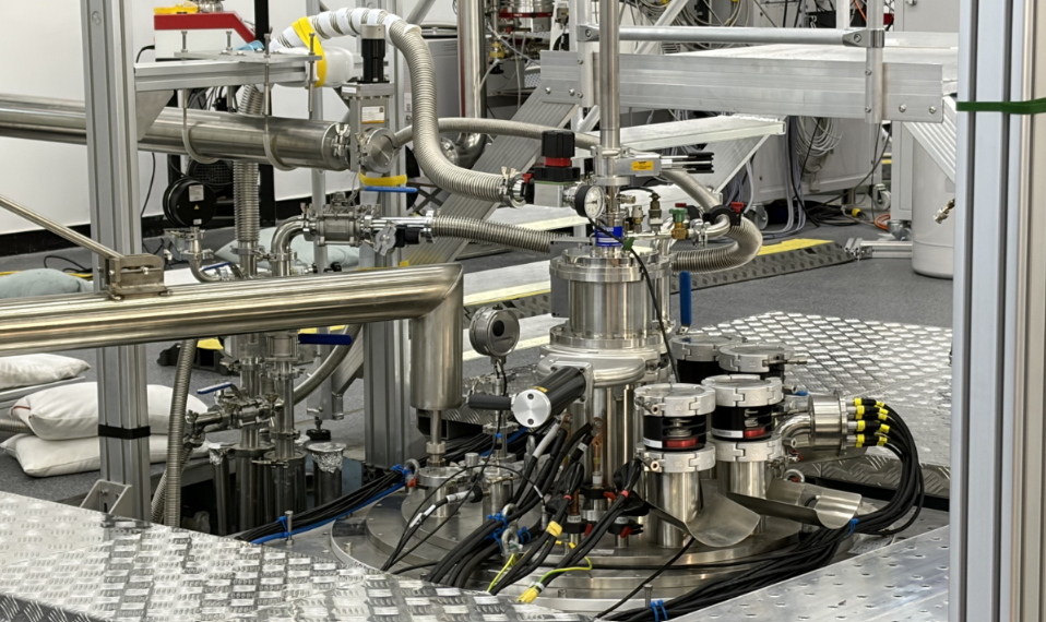 China sets world’s new record with 35.6-tesla all-superconducting user magnet