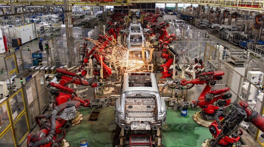 China’s manufacturing continues to fuel global industry growth, promote sustainability