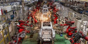 China’s manufacturing continues to fuel global industry growth, promote sustainability