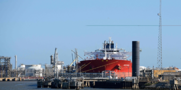 Venezuela oil risks debt restructuring showdown with China