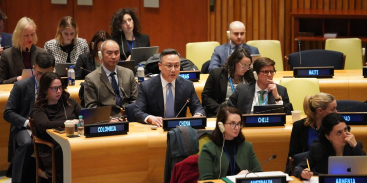 China calls for int’l efforts to prevent Japan from reverting to path of militarism