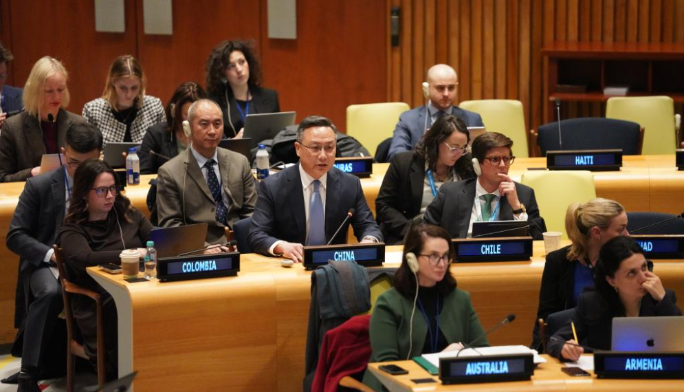 China calls for int’l efforts to prevent Japan from reverting to path of militarism