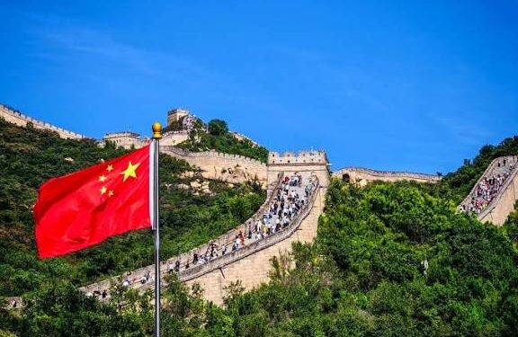 China Extends Visa Discounts and Free Entry for Tourists