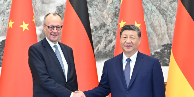 Xi puts forward three suggestions for further development of China-Germany relations