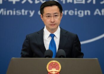 China urges Japan to abide by fisheries agreement, enforce law impartially, ensure Chinese crew members’ safety: FM