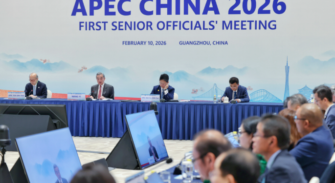 First Senior Officials’ Meeting of APEC China 2026 Opens in Guangzhou