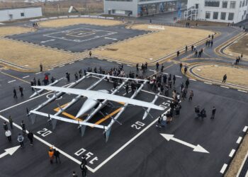 China’s space industry-developed eVTOL aircraft completes first flight