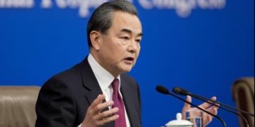 Chinese FM says power politics has no future