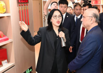 Pakistani President Begins Week-Long Visit to China Amid 75 Years of Diplomatic Ties