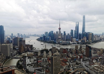 Chinese assets in focus as geopolitical tensions rattle global markets