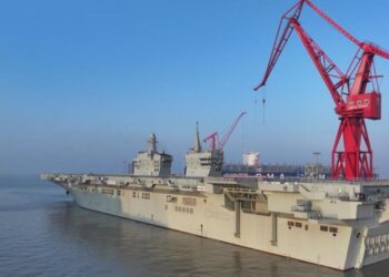 China’s first Type 076 assault ship Sichuan sails to South China Sea for routine drills