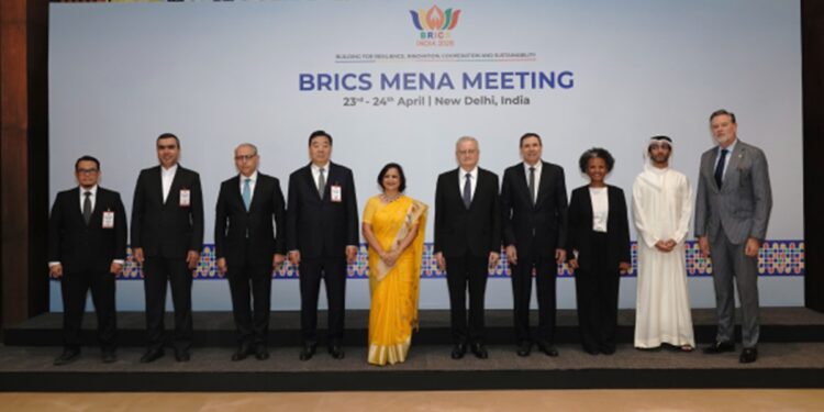 China’s special envoy attends BRICS Deputy FMs and Special Envoys on Middle East Meeting, calling for BRICS momentum for Mideast, world peace