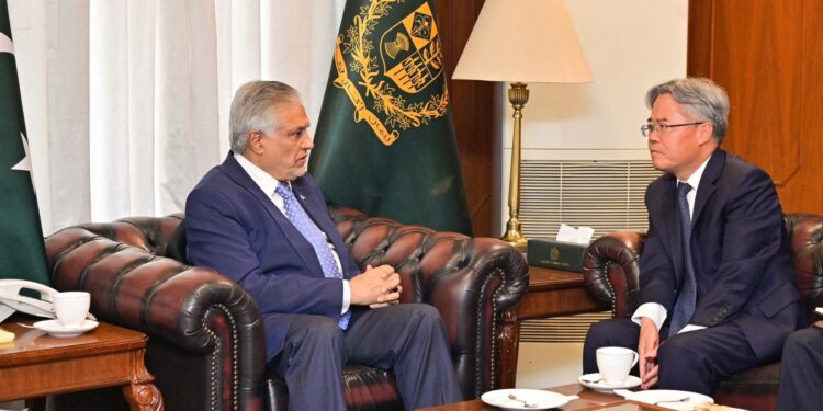 Pakistan, China reaffirm strategic partnership, discuss regional situation