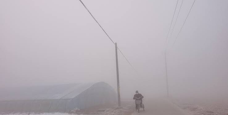 China issues yellow alert for heavy fog