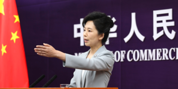 China ready to work with U.S. to expand cooperation list: commerce ministry