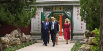 Trump wraps up China visit, leaves Beijing