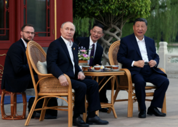 Xi holds talks with Putin in Beijing