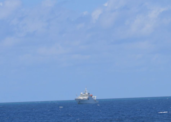 Footage obtained by Global Times shows Philippine aircraft harassing Chinese scientific research vessel in Houteng Jiao