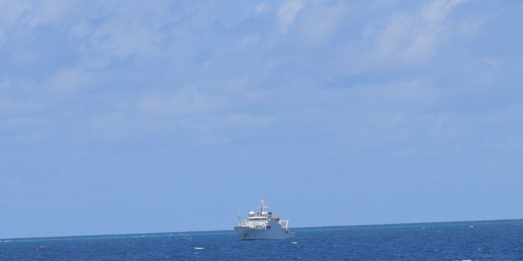 Footage obtained by Global Times shows Philippine aircraft harassing Chinese scientific research vessel in Houteng Jiao
