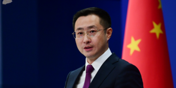 China is deeply concerned, urges relevant parties to uphold the choice of peace, FM says on Israeli attacks against Lebanon
