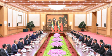 Presidents of China, Myanmar attend signing ceremony of cooperation documents
