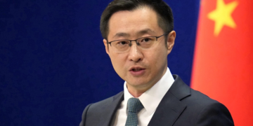 Confrontation by force only exacerbates tensions, Chinese FM responds to question on US military bases across Gulf states surrounding Iran