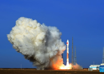 China launches Lijian-1 rocket to send 5 satellites to space