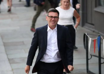 Chinese premier congratulates Burnham on assuming office as British PM