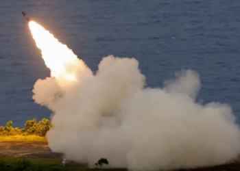 Chinese navy conducts test launch of strategic missile by submarine; not aimed at any specific country, target