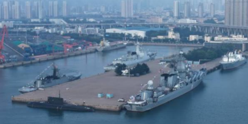 China, Russia wrap up joint naval exercise