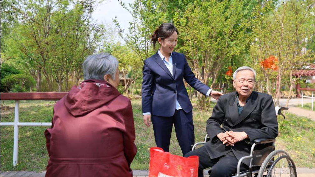 China Introduces 19 New Measures to Strengthen Domestic Services Sector