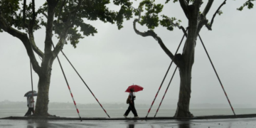 China issues red alert as Typhoon Dolphin approaches