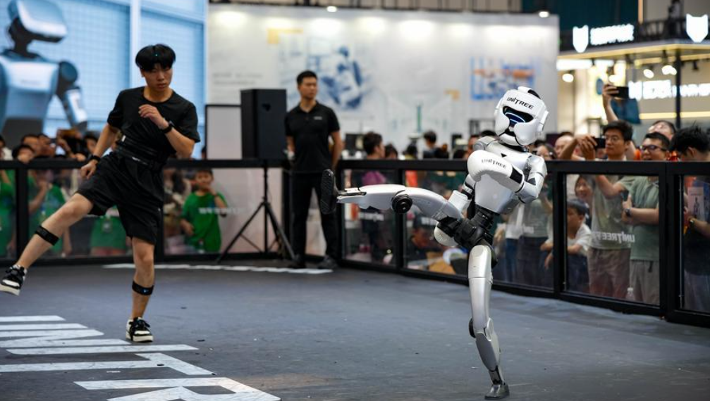 Chinese robotics fair draws crowds as industry brews innovation